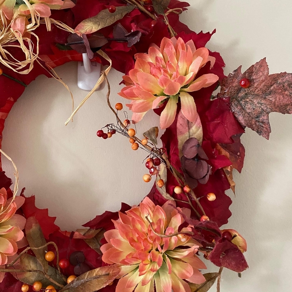 Homemade wreath - Picture 3 of 3
